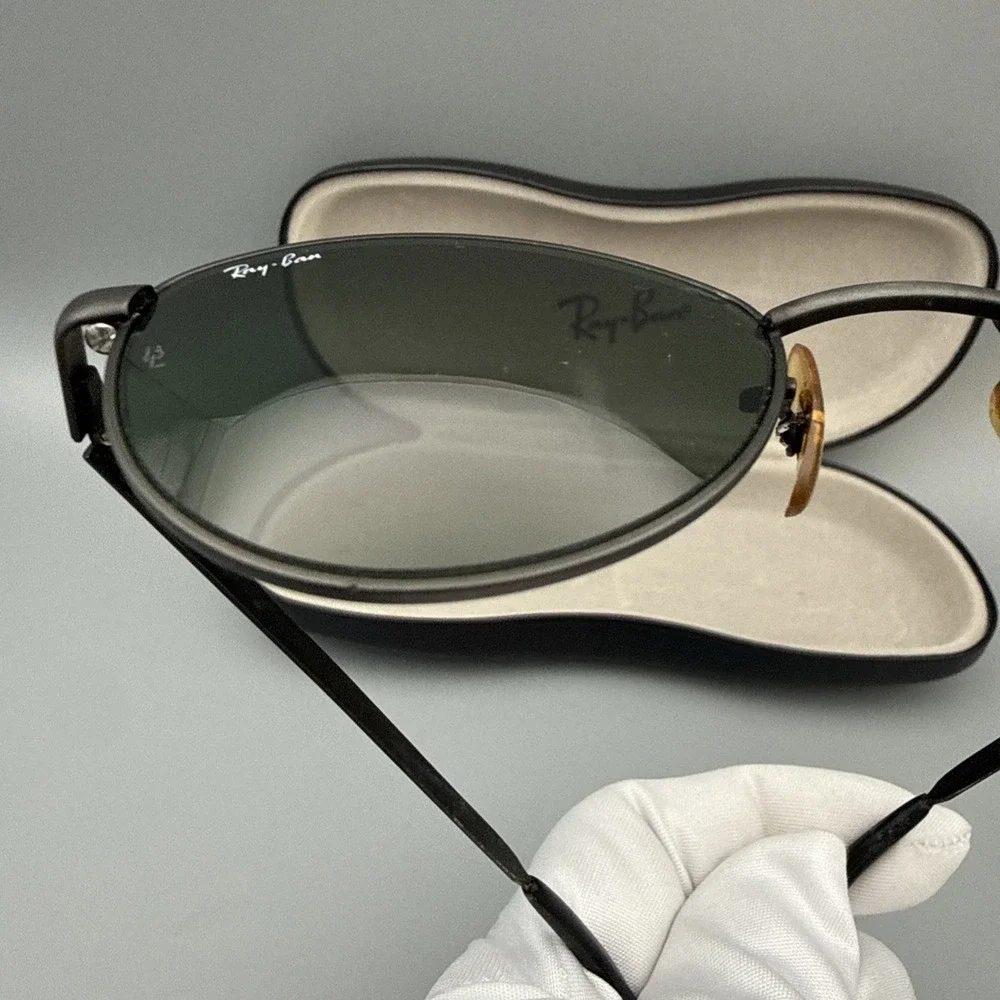 Ray Ban Bausch & Lomb Vintage W2193 Authentic Sunglasses Black Metal/Green Lens